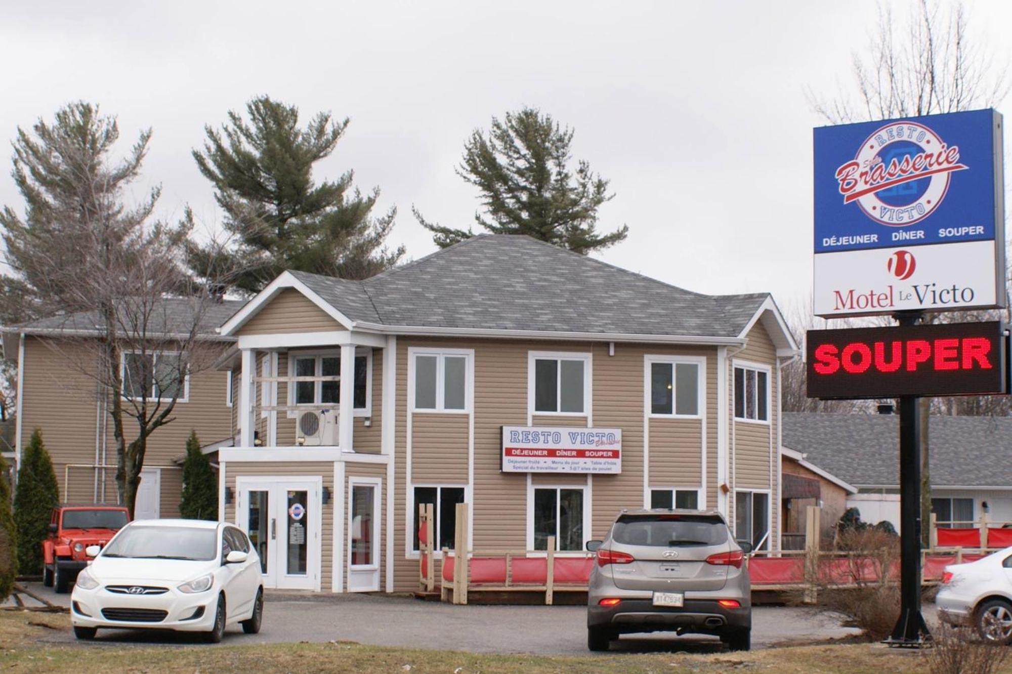 Motel Le Victo Victoriaville Exterior foto
