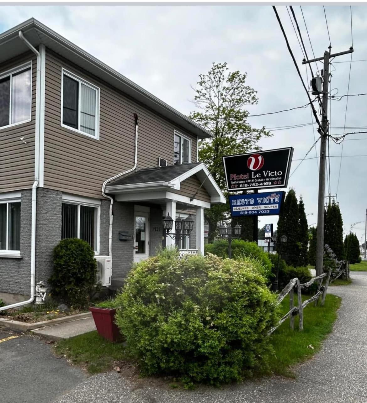 Motel Le Victo Victoriaville Exterior foto